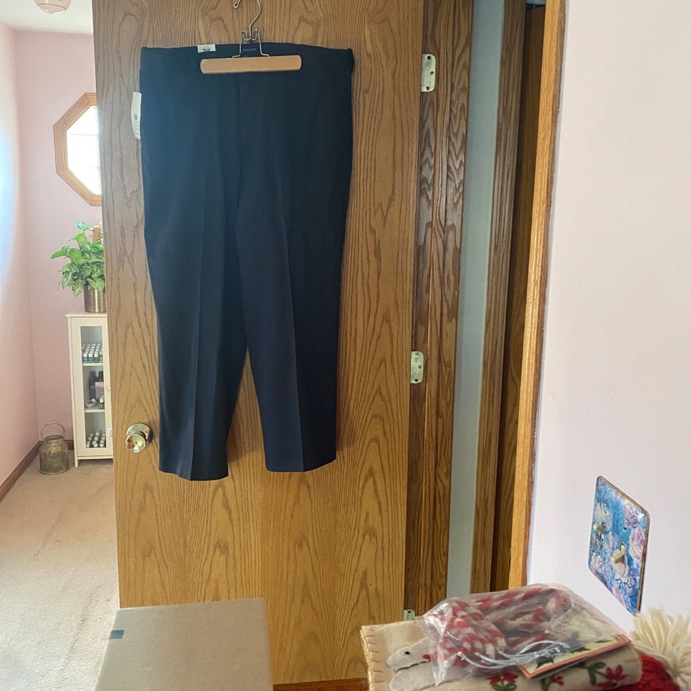 Black Women's Dress Pants - Classic Straight Leg